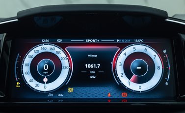 Aston Martin Vanquish V12 21