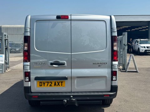 Renault Trafic 2.0 dCi Blue LL30 Sport Panel Van 5dr Diesel Manual L2 H1 Euro 6 (s/s) (130 16