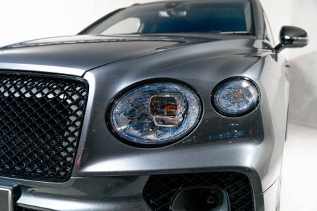 Bentley Bentayga V8 S. NOW SOLD. SIMILAR REQUIRED. PLEASE CALL 01903 254800. 31