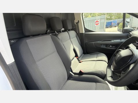 Peugeot Partner BLUEHDI PROFESSIONAL PREMIUM L1 25