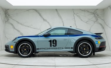 Porsche 911 Dakar 2