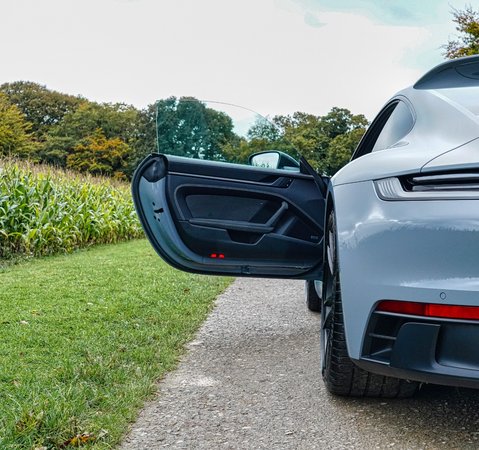 Porsche 911 CARRERA GTS PDK 1