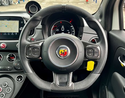 Abarth 695 1.4 695 Competizione (180) Semi-Auto 3dr 21