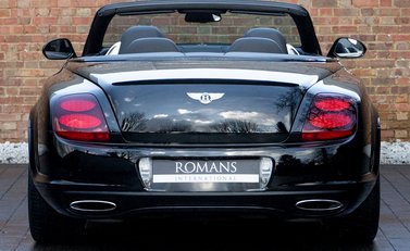 Bentley Continental Supersports Convertible ISR 5