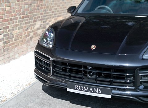 Porsche Cayenne Turbo 23