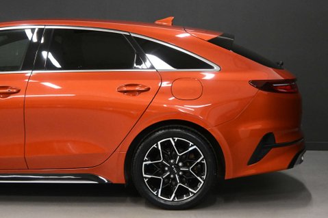 Kia Pro Ceed 1.5 Pro Ceed GT-Line ISG 5dr 32