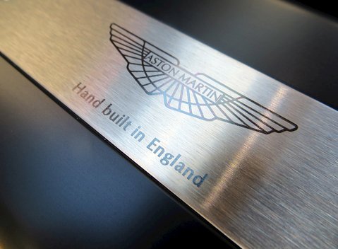 Aston Martin V8 Vantage S 5