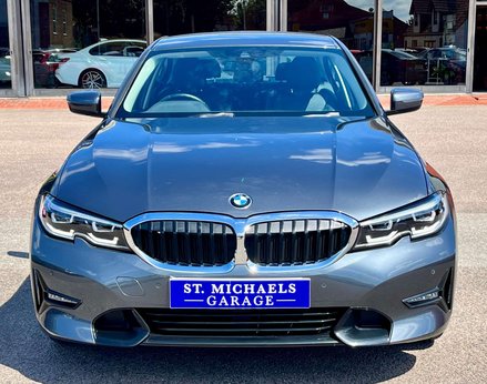 BMW 3 Series 2.0 320i Sport Auto 4dr 5