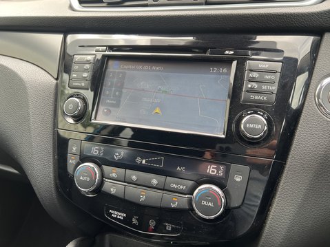 Nissan Qashqai (Sold) 1.5 dCi N-Connecta SUV 5dr Diesel Manual Euro 6 (s/s) (115 ps) 27