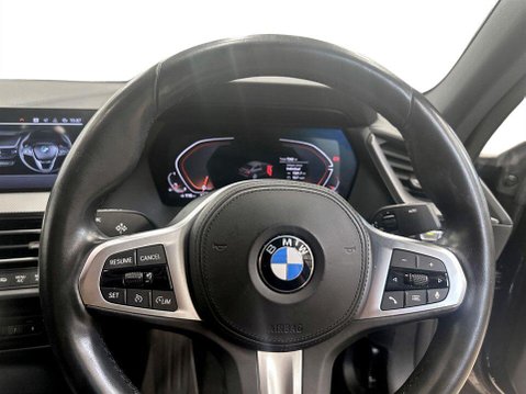 BMW 2 Series 1.5 218i M Sport Saloon 4dr Petrol DCT Euro 6 (s/s) (136 ps) DAB Radio - Re 13