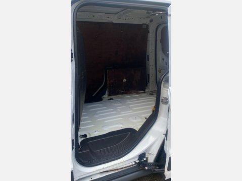 Ford Transit Connect 1.5 TDCi 200 ECOnetic Panel Van 5dr Diesel Manual L1 H1 (105 g/km, 99 bhp) 31