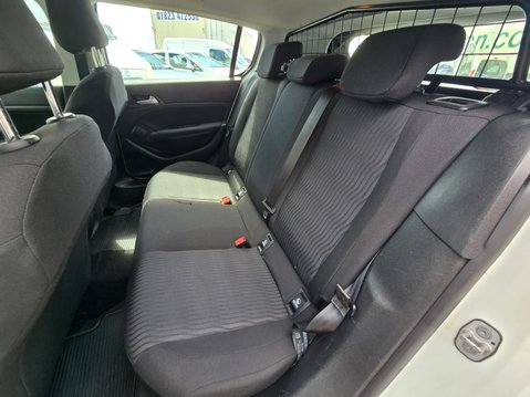 Peugeot 308 BLUE HDI S/S ACCESS 15