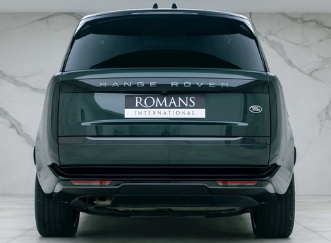 Land Rover Range Rover D350 Autobiography LWB 7 Seater 4