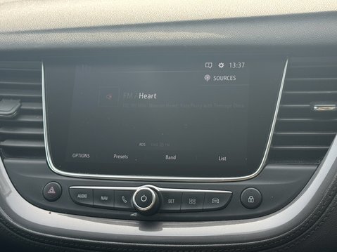 Vauxhall Grandland X 1.2 Turbo Sport Nav Hatchback 5dr Petrol Manual Euro 6 19
