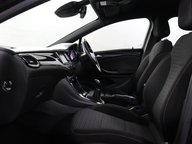 Vauxhall Astra SRI VX-LINE NAV S/S 41
