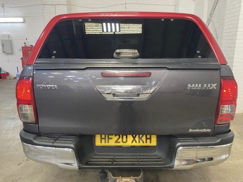 Toyota Hilux INVINCIBLE 4WD D-4D DCB 6