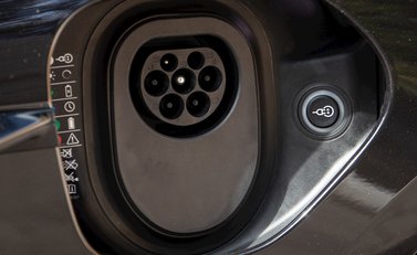 Porsche Taycan Turbo 28