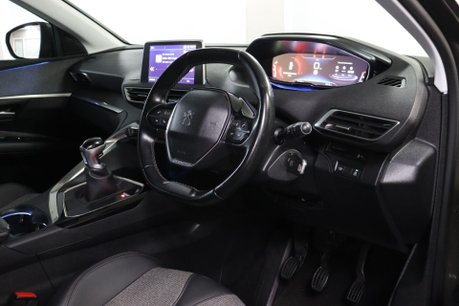 Peugeot 3008 S/S ALLURE 12