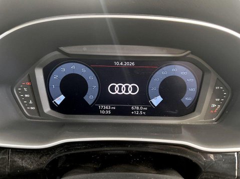 Audi Q3 1.5 TFSI CoD 35 Black Edition SUV 5dr Petrol S Tronic Euro 6 (s/s) (150 ps) 14