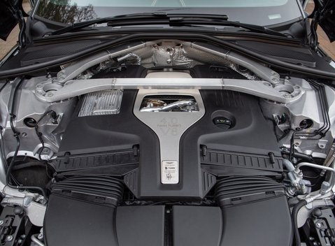 Aston Martin DBX '1913 Package' 34