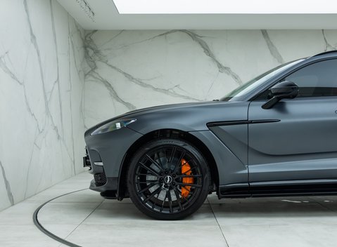 Aston Martin DBX 707 40