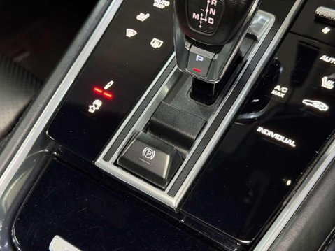 Porsche Panamera 4.0 V8 E-Hybrid 14kWh Turbo S Saloon 5dr Petrol Plug-in Hybrid PDK 4WD Euro 57