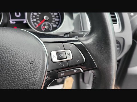 Volkswagen Golf SE NAVIGATION TSI BLUEMOTION TECHNOLOGY 19