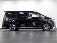 Toyota Alphard 2.5 MPV 2.5 SUV Automatic Petrol 15