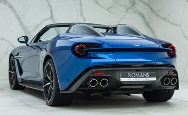 Aston Martin Vanquish Zagato Speedster 7