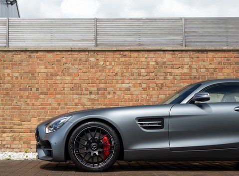 Mercedes-Benz Amg GT GT S 25