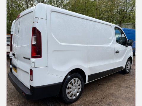 Renault Trafic 1.6 dCi 27 Business+ Panel Van 5dr Diesel Manual SWB Standard Roof Euro 5 ( 20