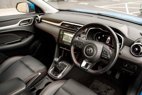 MG ZS EXCLUSIVE T-GDI