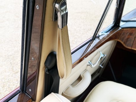 Bentley S1 Continental Mulliner Flying Spur 73