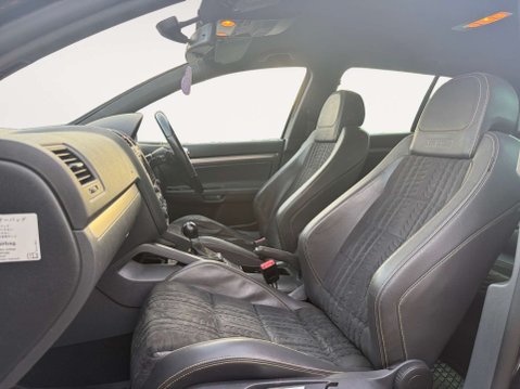 Volkswagen Golf 2.0 Golf GTi Pirelli 5dr 15