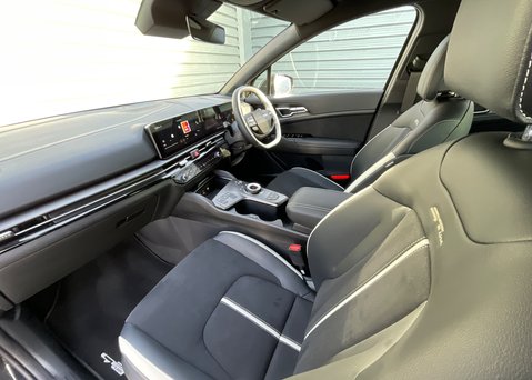 Kia Sportage 1.6 T-GDi GT-LINE DCT 11