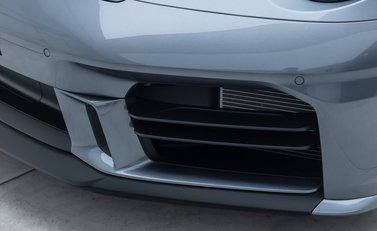 Porsche 911 Carrera (992.2) 31