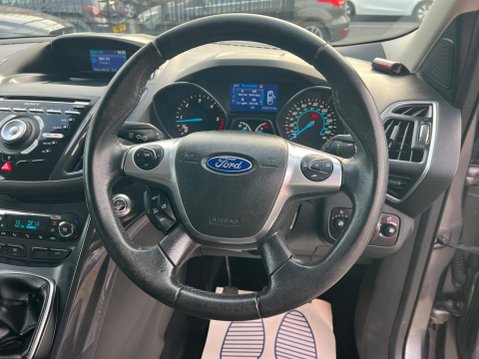 Ford Kuga 2.0 TDCi Titanium AWD Euro 5 5dr 19