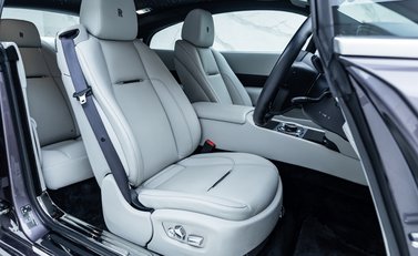 Rolls-Royce Wraith Series II 14