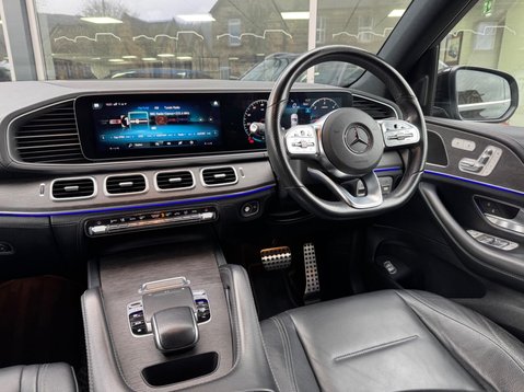 Mercedes-Benz GLE GLE 300 D 4MATIC AMG LINE PREMIUM 19