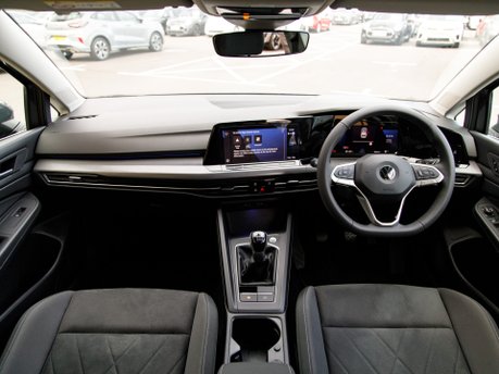 Volkswagen Golf STYLE TSI