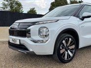 Mitsubishi Outlander 2.4 22.7kWh Diamond CVT 4WD Euro 6 (s/s) 5dr 3