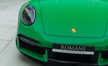 Porsche 911 Turbo S (992) 32