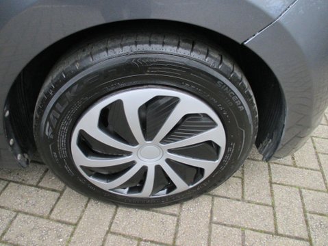 Hyundai i10 1.2 SE Euro 5 5dr 11