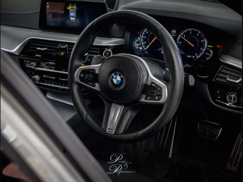 BMW 5 Series 3.0 530d M Sport Auto 4dr 25
