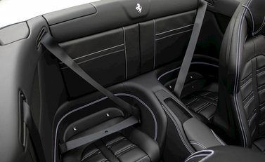 Ferrari California T 15