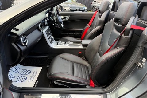 Mercedes-Benz SLC SLC 200 AMG LINE - AIRSCARF -9 MERCEDES SERVICES -HEATED SEATS -PAN ROOF 28