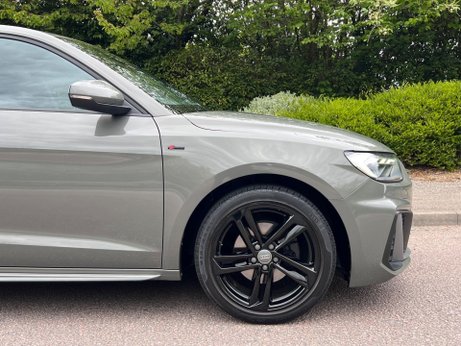 Audi A1 1.0 TFSI 30 S line Sportback S Tronic Euro 6 (s/s) 5dr 14