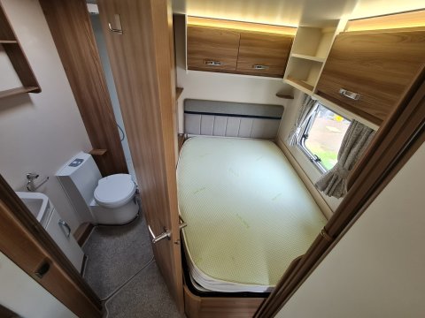 Swift Accord Quattro FB Dealer Special 820sr 13