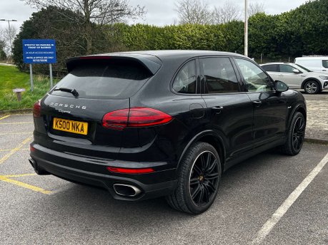 Porsche Cayenne 3.0 Cayenne D Platinum Edition V6 Tiptronic S A 4WD 5dr 10