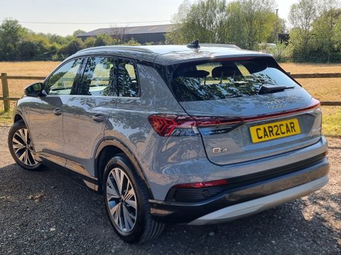 Audi Q4 SPORT 5